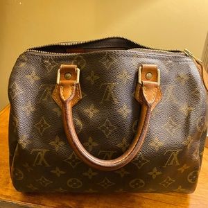 Louie Vuitton Speedy 25